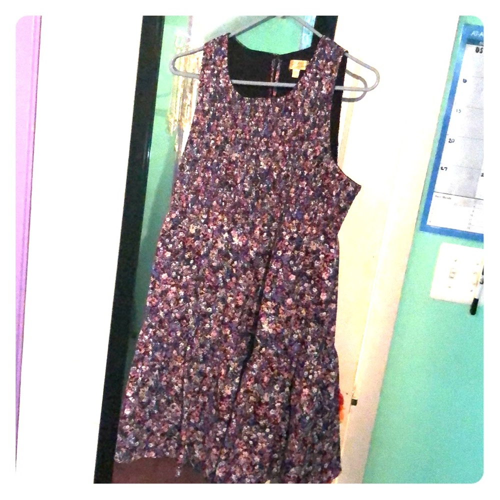 Flower patterned dress